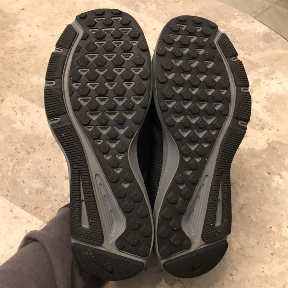 Women's Black Nike's Size 8 - Picture 6 of 6